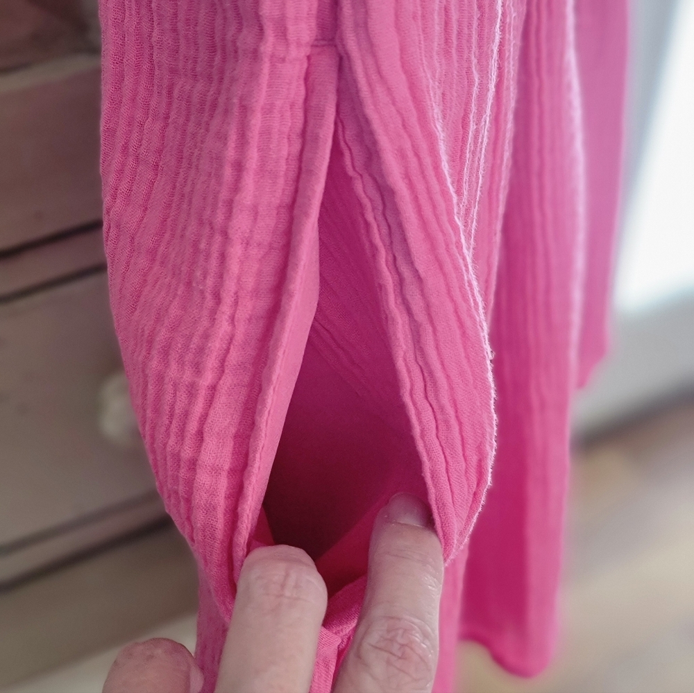 HOLLISTER PINK RUFFLE SHOULDER MINI DRESS - Picture 10 of 11